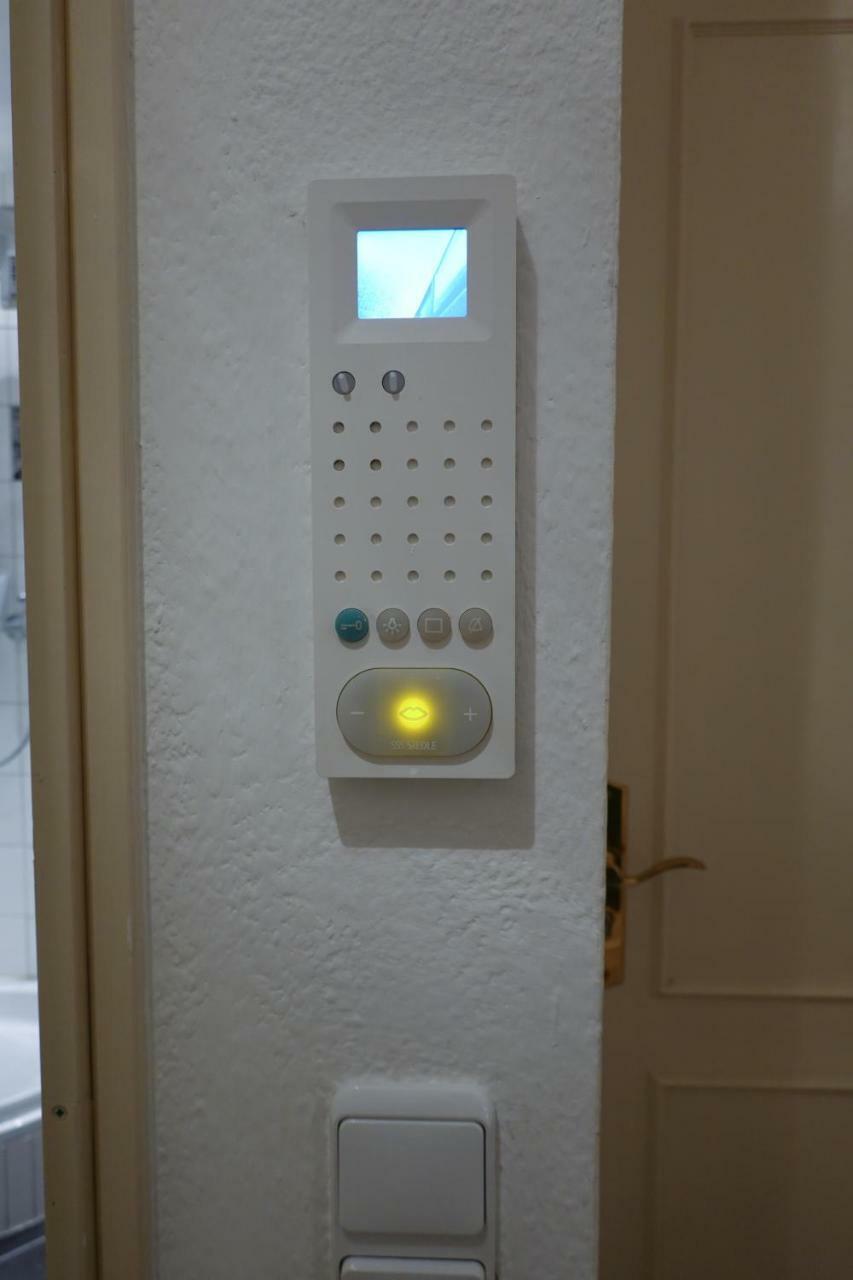 1 Zimmer Wohnung Mit Der Terrasse In Der Innenstadt Wiesbaden Dış mekan fotoğraf